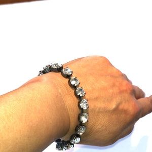 2/$50 Gorgeous retro rhinestone bracelet.